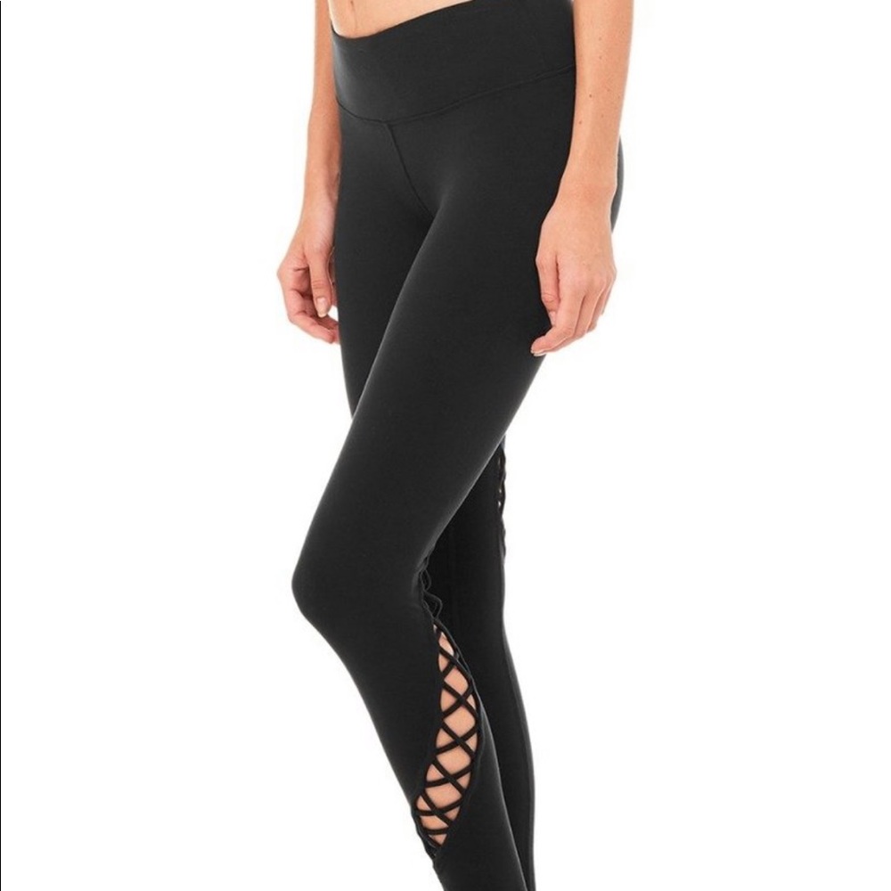 Alo Yoga Black Entwine Legging